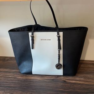 Michael Kors White and Black Large Tote